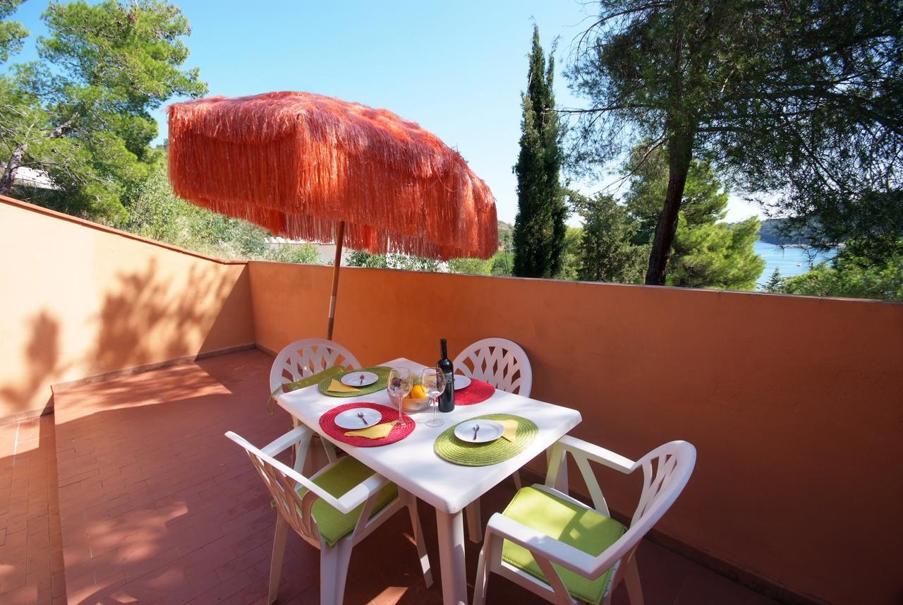 Residence Sud Est Porto Azzurro Zewnętrze zdjęcie
